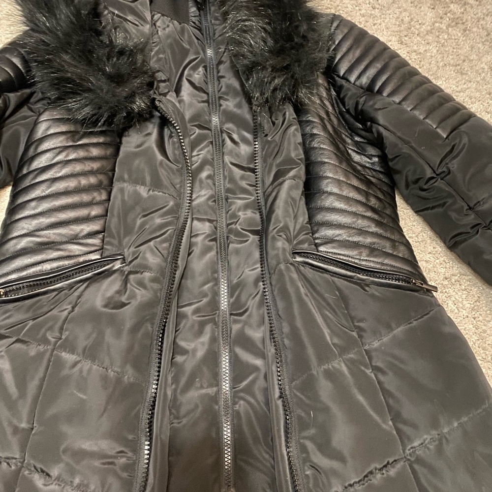 Black winter jacket with leather like accents and furry hood - Picture 2 of 7